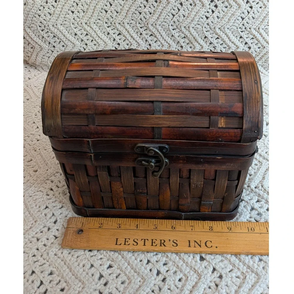 Vintage Bamboo Wicker Treasure Chest Domed Lid Storage Box Dark Brown 9 Inch